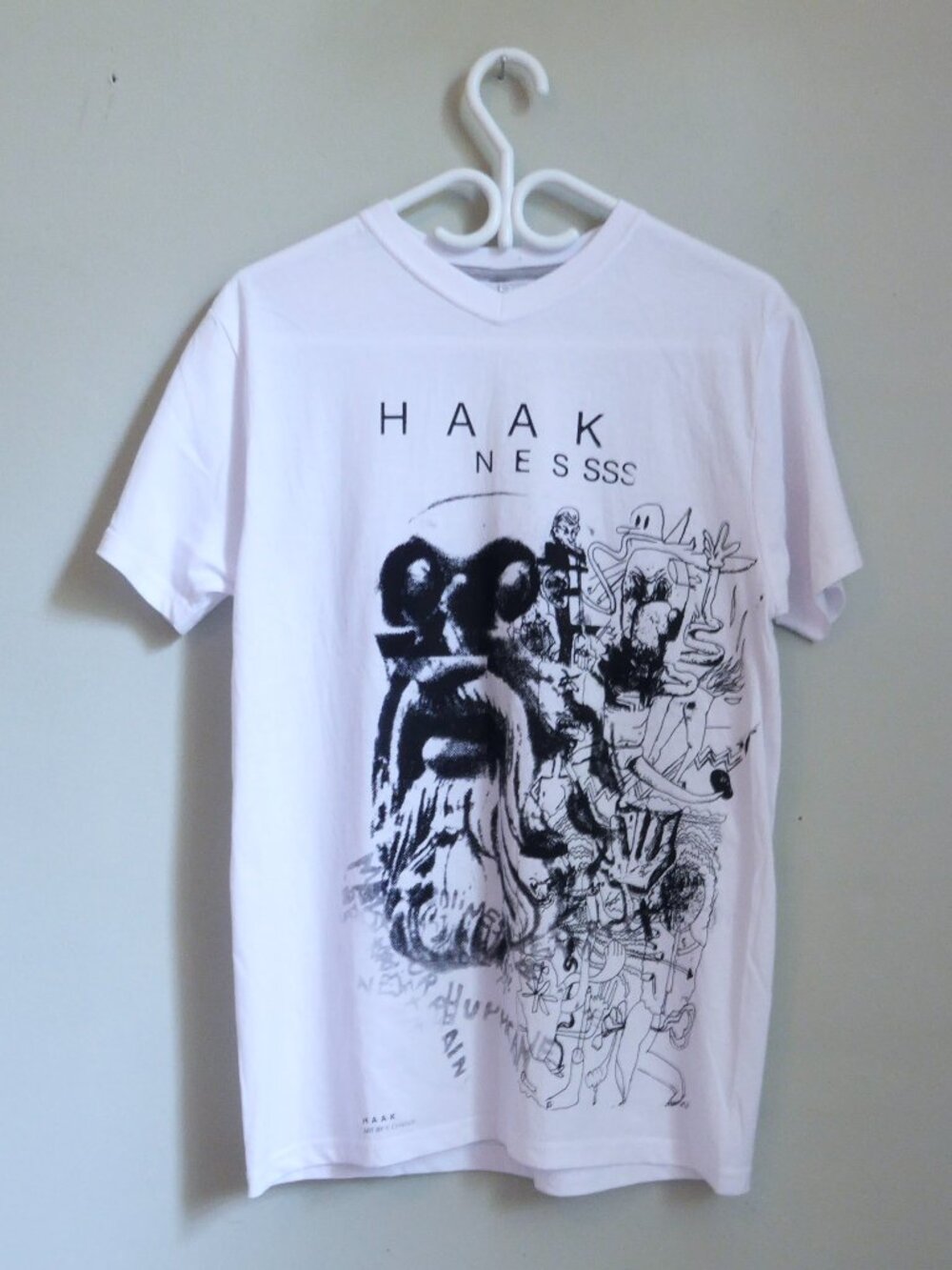 Handcrafted Silkscreen Art Tee – Black & White Graphic T-Shirt